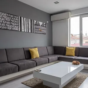 Bluewave.place , Sofia Bulgarije